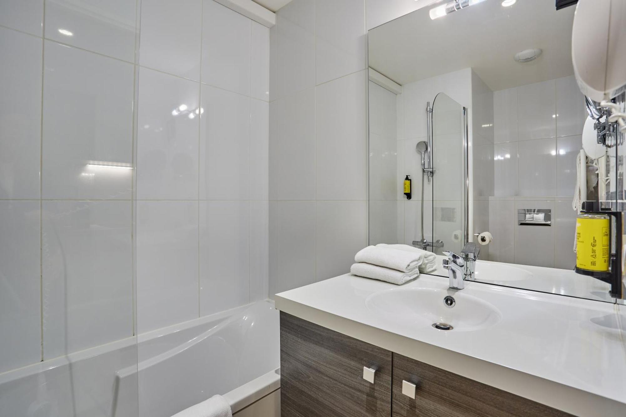 Appart Hotel Odalys City Paris Montmartre Dış mekan fotoğraf